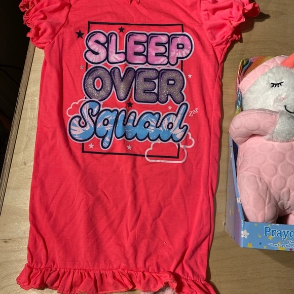 Girl’s Pajama Bundle with Plush size 8 (HU) - Picture 8 of 13